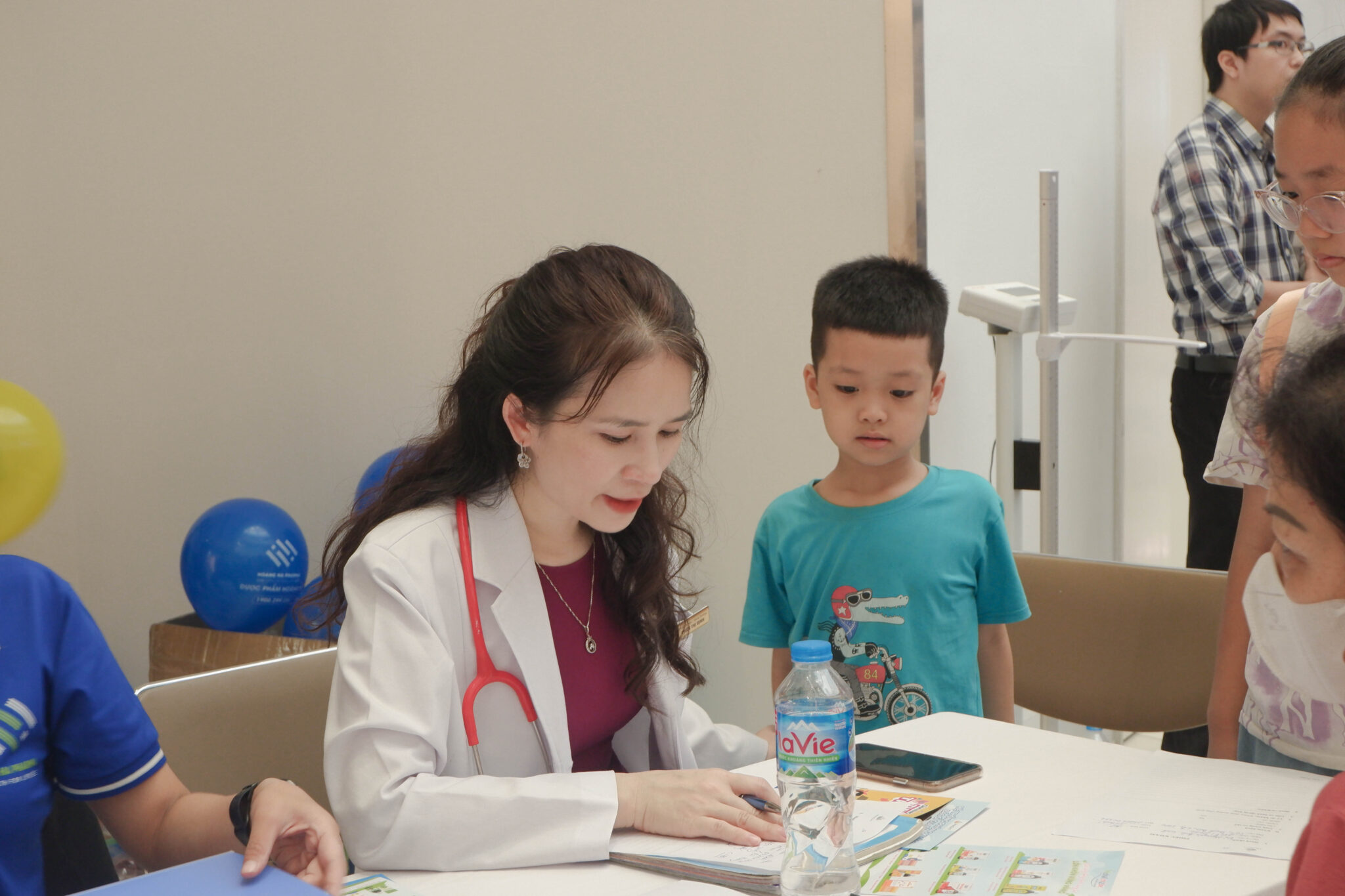 Hoàng Hà Pharma phối hợp Med247 tổ chức sự kiện “Trạm Dinh Dưỡng” miễn ...